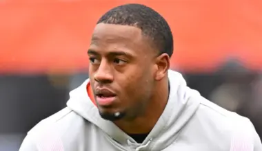 Texans HC DeMeco Ryans shares encouraging update on Nick Chubb amid Joe Mixon's uncertain status