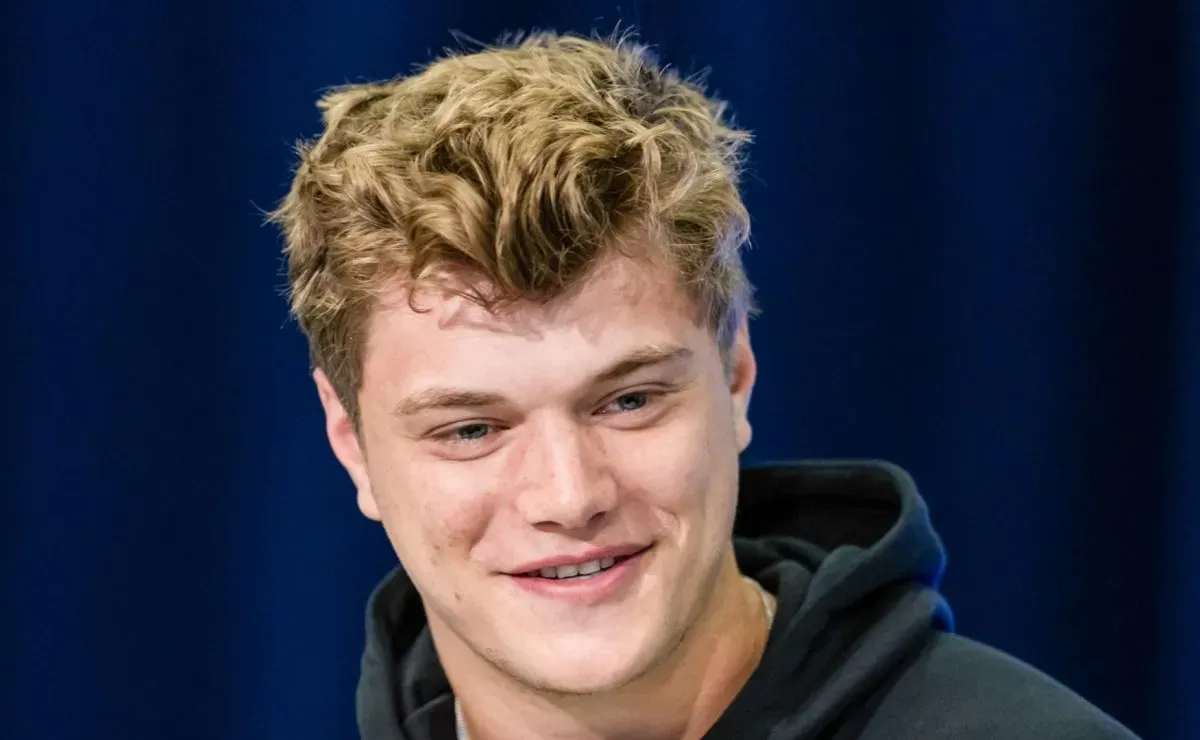 NFL News: Vikings could reportedly lose J.J. McCarthy's key teammate for rest of the season due to knee injury