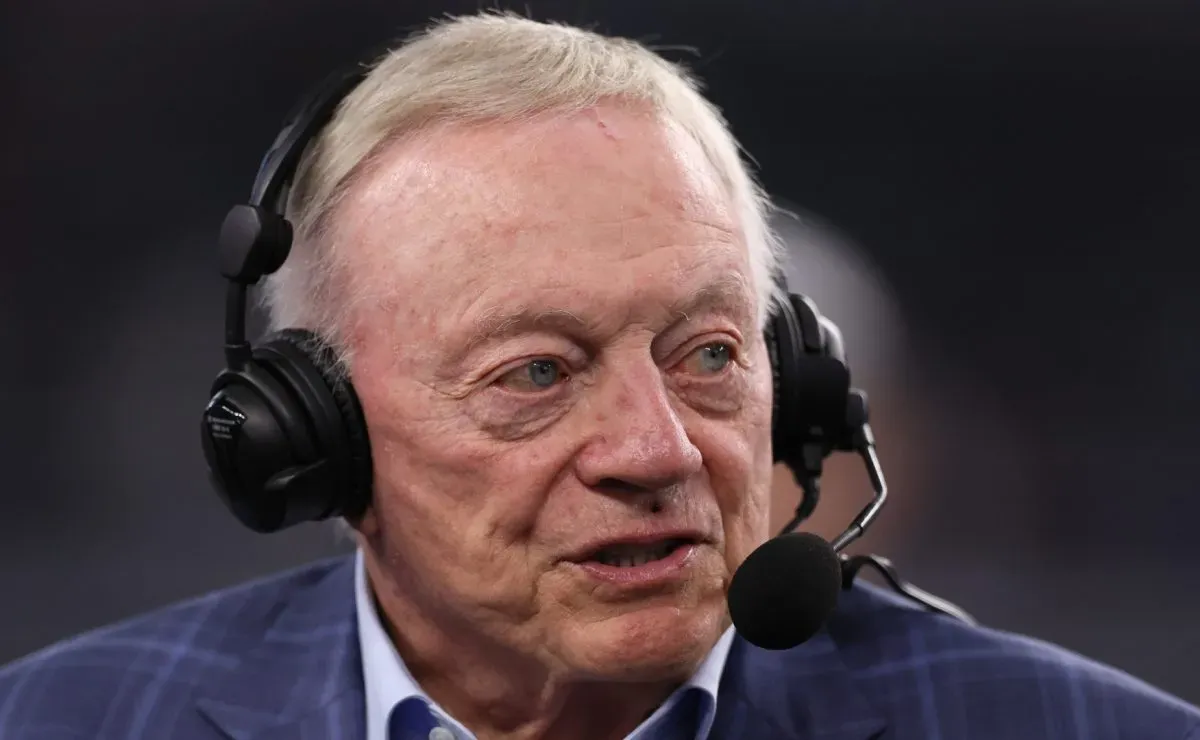 Jerry Jones' Cowboys are not ready to hit the panic button with Brian Schottenheimer