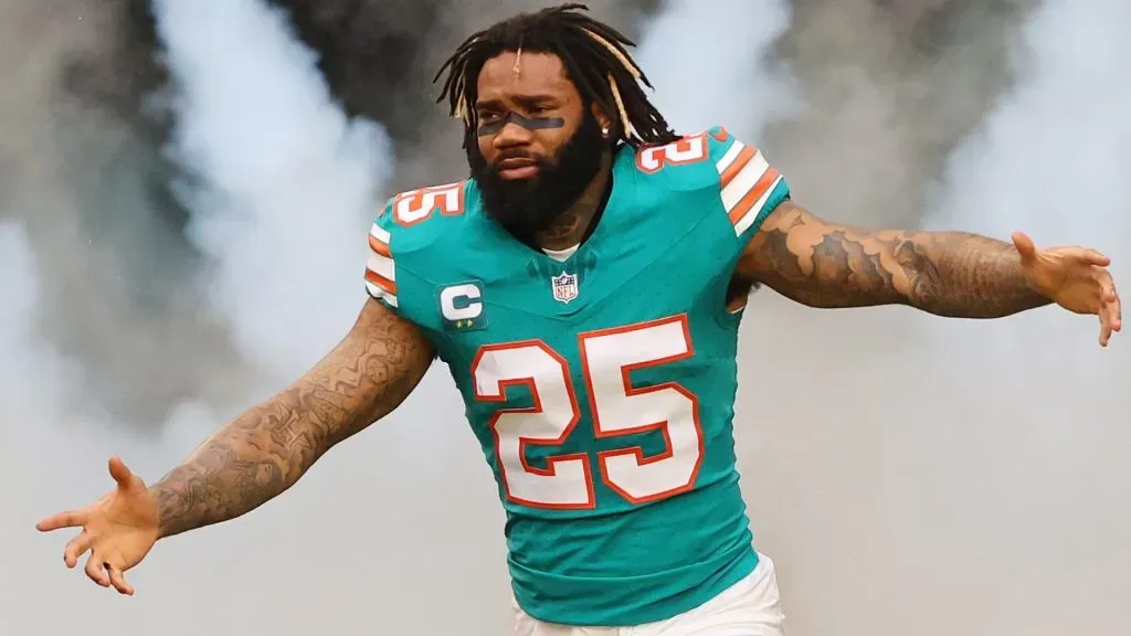Miami Dolphins takes the field during player introductions prior to a game against the Dallas Cowboys at Hard Rock Stadium on December 24, 2023 in Miami Gardens, Florida. The Dolphins defeated the Cowboys 22-20.