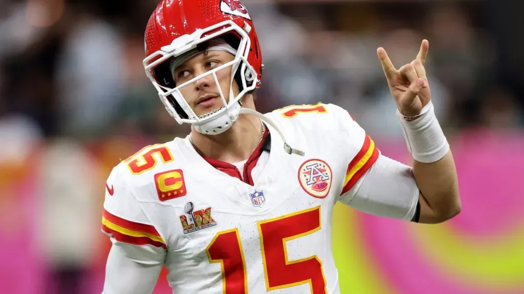 Patrick Mahomes celebrating a score