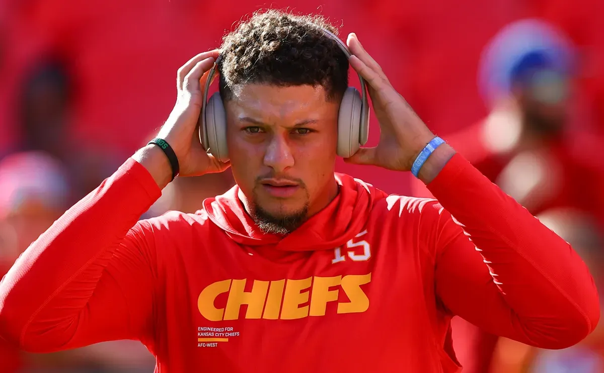 Protect me or bust: Patrick Mahomes says offensive line will make or break Chiefs' 2025 season