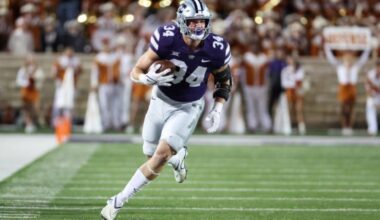 Ben Sinnott Catches Two Balls in Preseason Game Against Patriots - NFL News