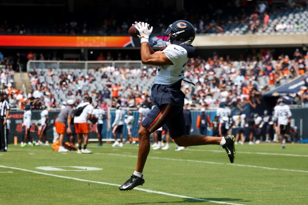 Chicago Bears defensive back Alex Cook catches a pass in warmup during Chicago Bears Family Fest at Soldier Field on Sunday, Aug. 3, 2025. (Eileen T. Meslar/Chicago Tribune)