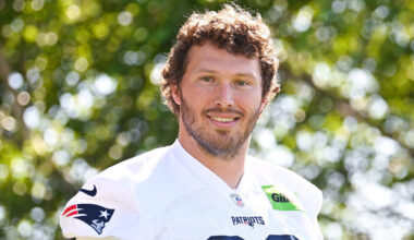 Former Patriots First-Round Pick Reportedly Signs With Browns