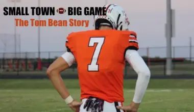 'Small Town, Big Game' — QB1 Donnie Hooten