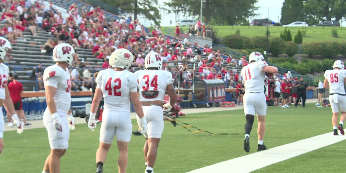 Badger fans visit UW-Platteville for open football practice