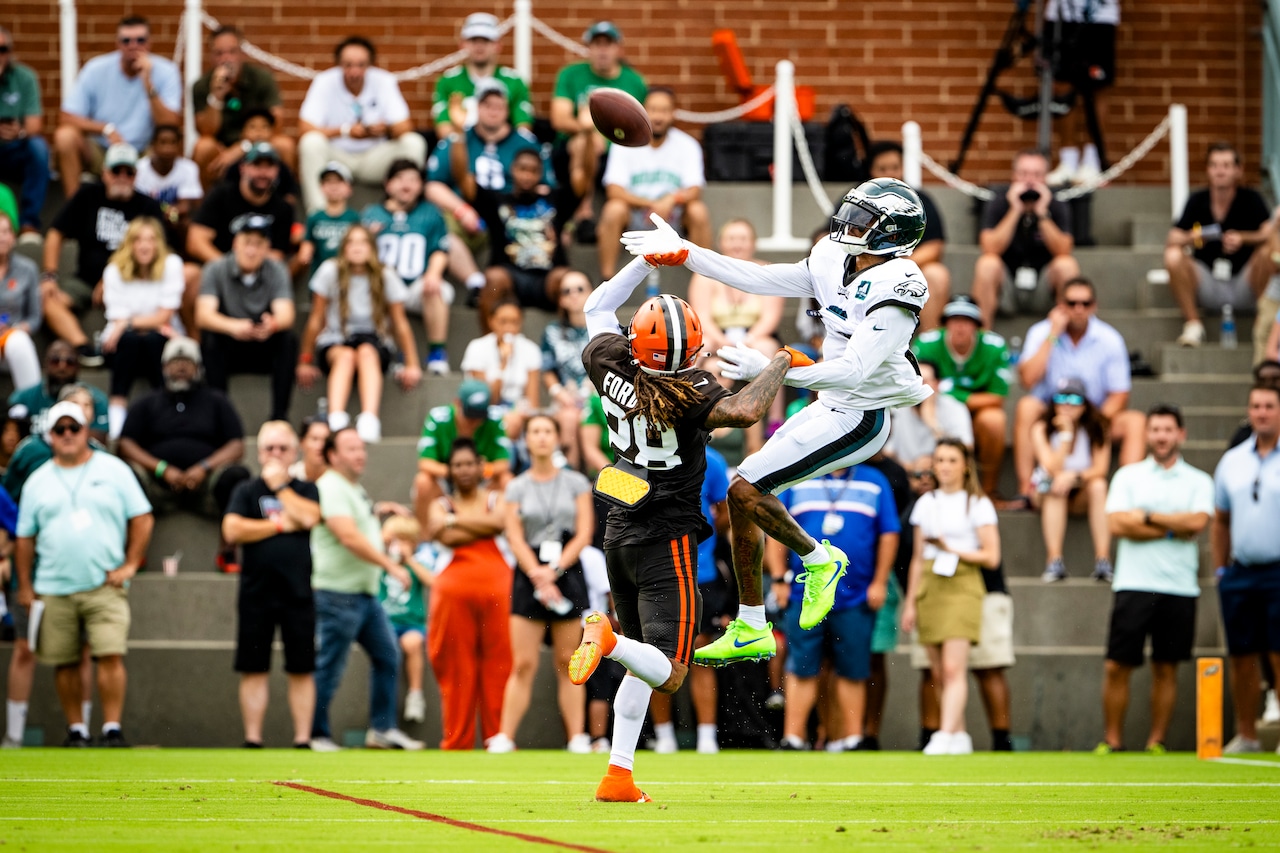 Cornerback Mike Ford Jr. during Joint Practices with the Philadelphia Eagles