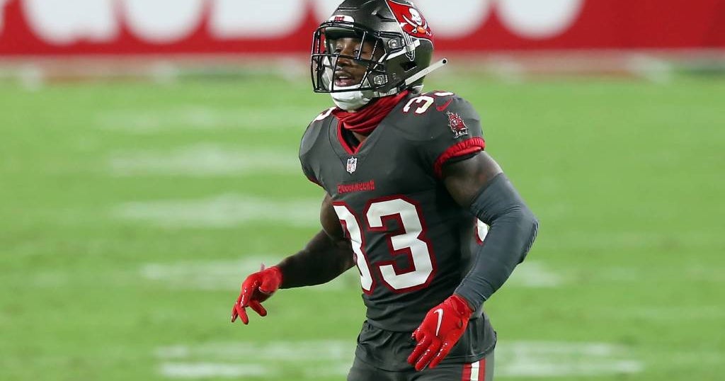 Jordan Whitehead injured in car crash on way to Tampa Bay Buccaneers facility