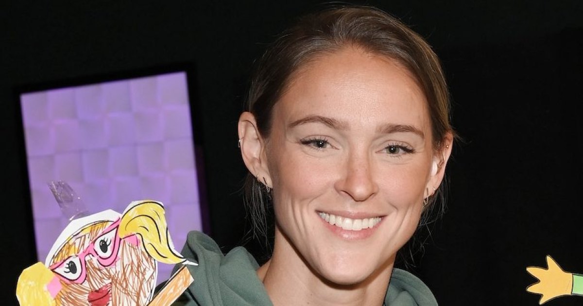 Kylie Kelce Wears Friendship Bracelets in Sweet Moment With Eagles Fan