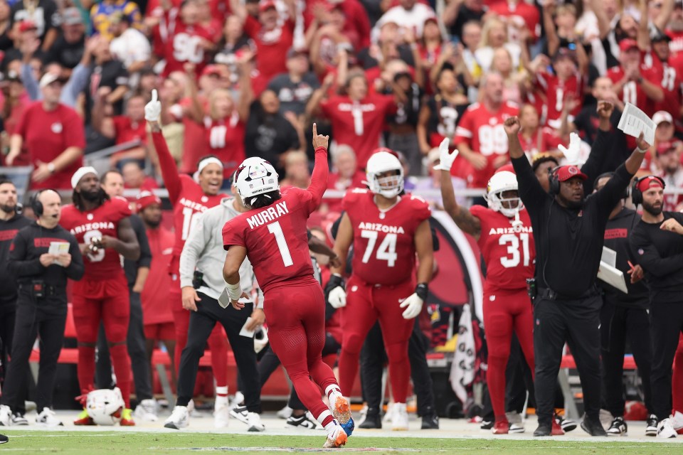 GLENDALE, ARIZONA - SEPTEMBER 15: Quarterback Kyler Murray #1 of the Arizona Cardinals reacts after throwing a touchdown pass to Elijah Higgins during the NFL game against the Los Angeles Rams at State Farm Stadium on September 15, 2024 in Glendale, Arizona. The Cardinals defeated the Rams 41-10.  (Photo by Christian Petersen/Getty Images)
