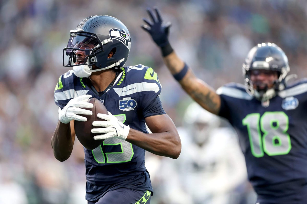 Seahawks stock report: ‘Baller’ rookie WR Tory Horton leads 5 training camp standouts