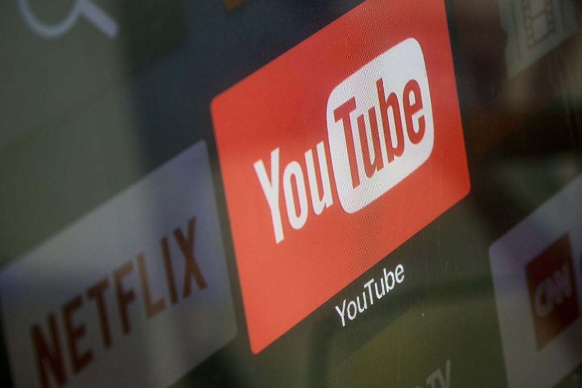 YouTube TV, Fox locked in carriage dispute ahead of big football weekend