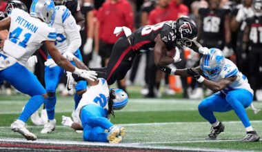 Detroit Lions, Falcons run 8-minute final play to end preseason game after scary injury