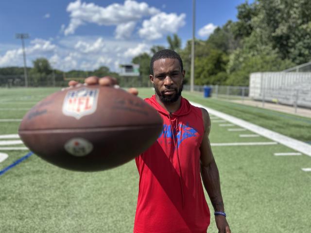 Nyheim Hines agrees to one year deal with the LA Chargers, two years after tearing knee in jet ski accident :: WRALSportsFan.com