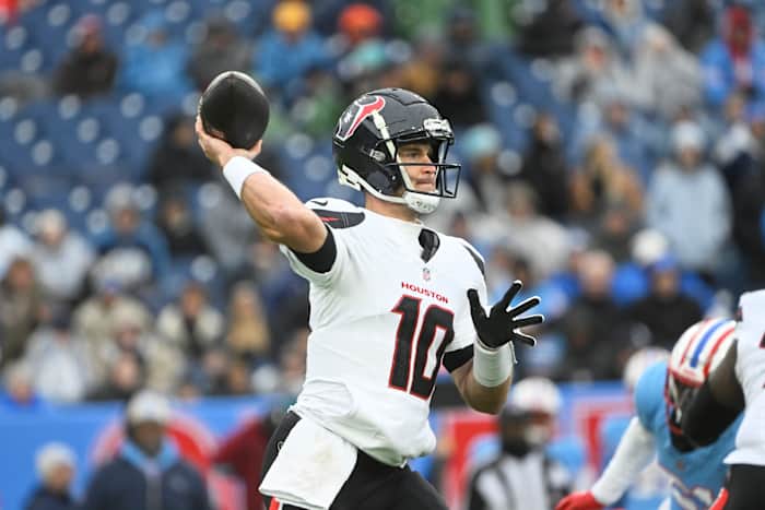 Texans start Davis Mills against Vikings, hold out C.J. Stroud, multiple starters