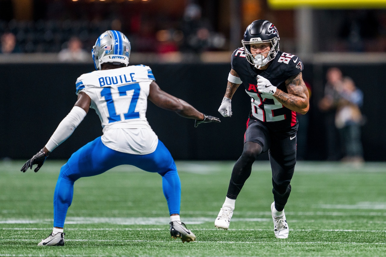 Detroit Lions sign 2 new players after placing OL, CB on injured reserve