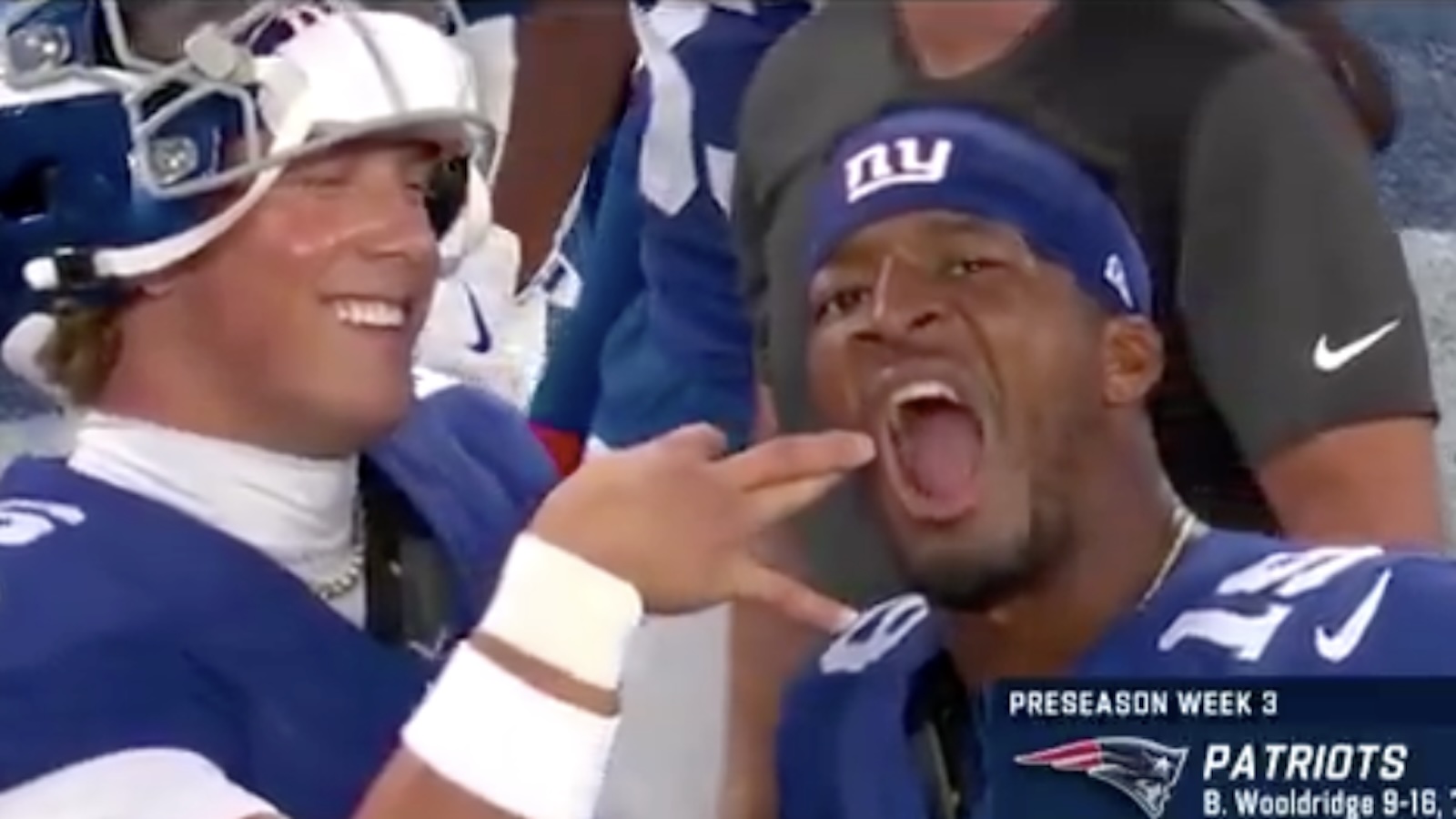Jameis Winston, Jaxson Dart team up to 'Eat a Dub' during preseason game