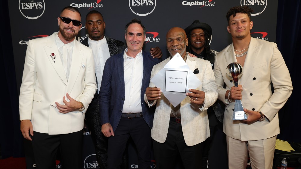 Kansas City Chiefs, Hulk Hogan, Chadwick Boseman Doc Powers Words+Pictures