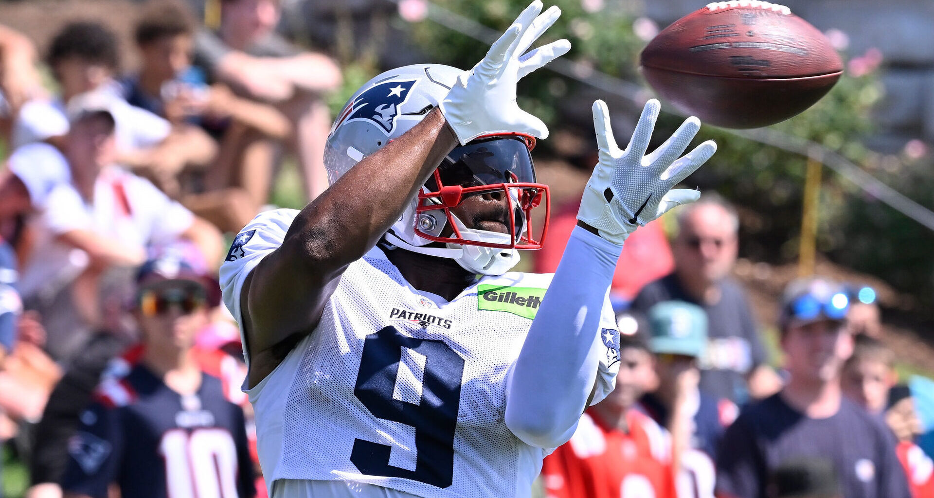 Patriots Insider Highlights Overlooked Player In Wide Receiver Battle