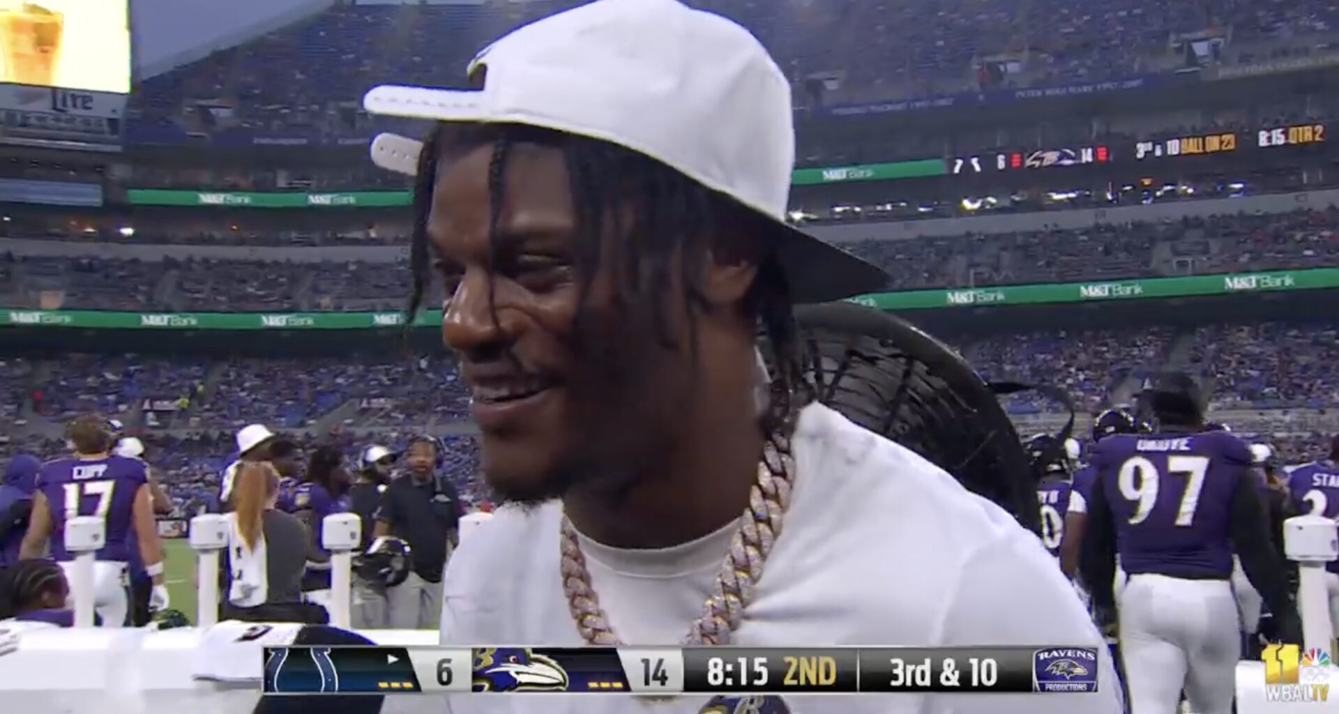 Lamar Jackson jewelry wows Ravens announcers