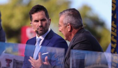 Matt Leinart roasted by Alexa for underwhelming NFL career