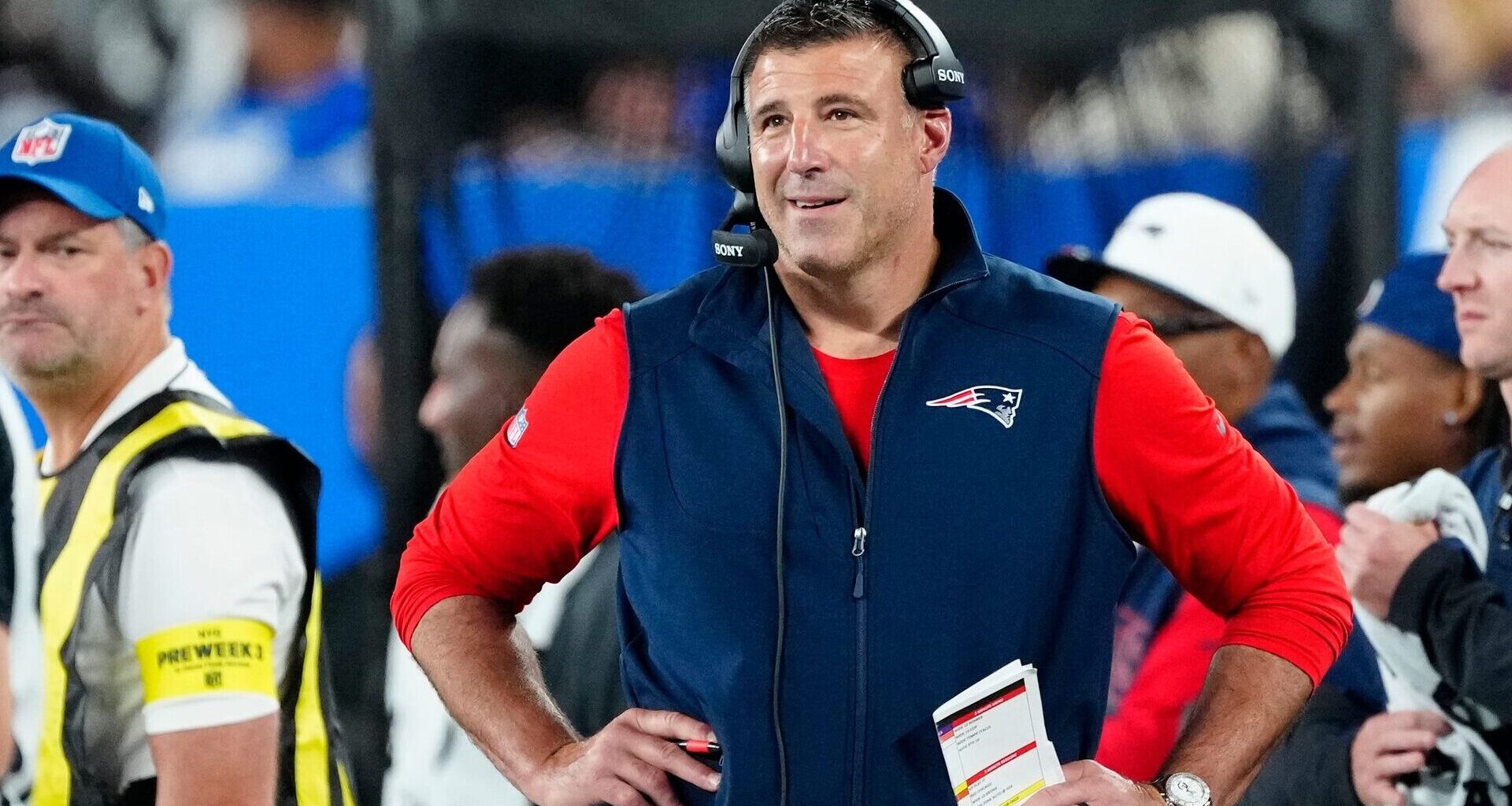 Mike Vrabel's Appearance At Morgan Wallen Concert Turns Heads