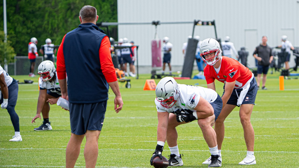 Patriots coach Mike Vrabel ‘force-feeding’ Drake Maye leadership skills – NBC Sports Boston