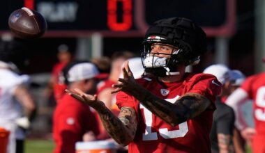 Tampa Bay Buccaneers wide receiver Mike Evans catches a pass during Back Together Weekend at an NFL football training camp practice Sunday, July 27, 2025, in Tampa, Fla. (AP Photo/Chris O'Meara)
