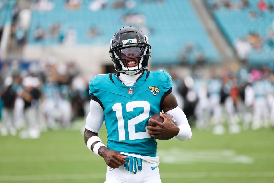 Hunter experienced his first NFL action in the Jaguars' preseason clash against the Steelers