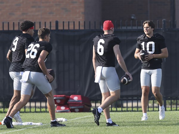 Ohio State No. 2, Michigan No. 14 in college football preseason coaches poll