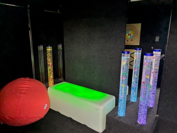 A new feature of the Bears' 2025 training camp in Lake Forest is a sensory room where individuals can relax if the noise of practice becomes too excessive. (Daniel I. Dorfman/ for the Pioneer Press)