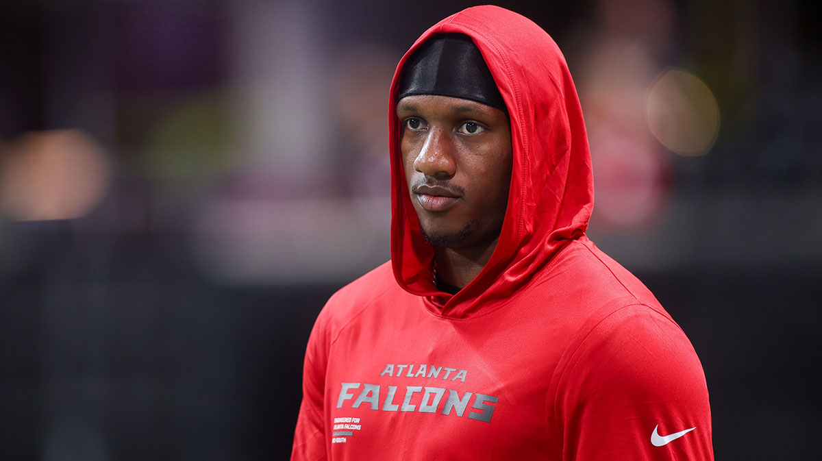Atlanta Falcons quarterback Michael Penix Jr. (9) on the field before a game against the Detroit Lions at Mercedes-Benz Stadium.