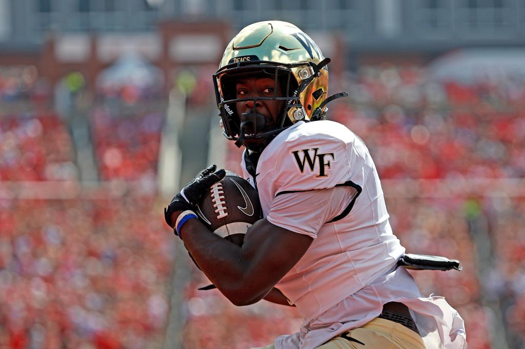 Breaking down some good players on college football teams that are likely to be bad – Hartford Courant