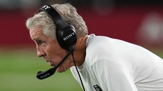 Las Vegas Raiders head coach Pete Carroll watches play during the first half of an NFL preseason football game agaisnt the Arizona Cardinals, Saturday, Aug. 23, 2025, in Glendale. (AP Photo/Rick Scuteri)(AP)