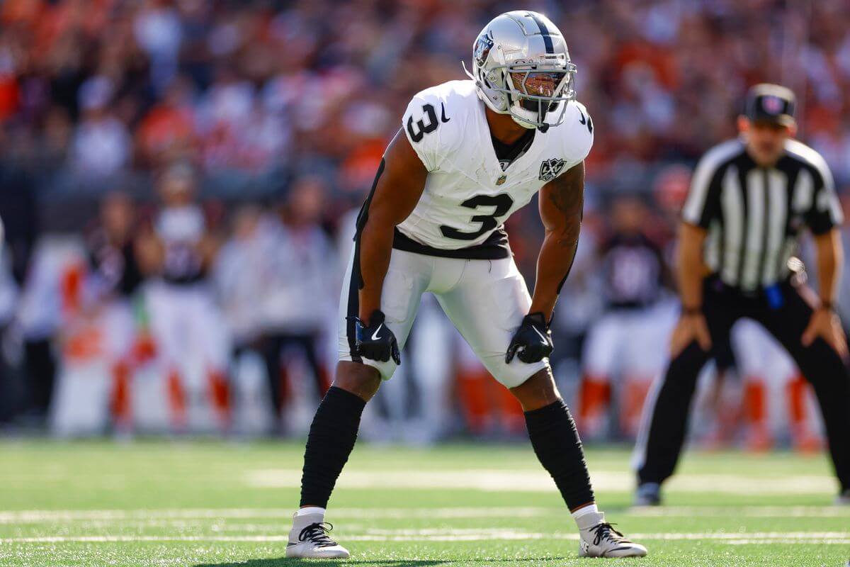Raiders News: Zamir White, Thomas Booker, and more.