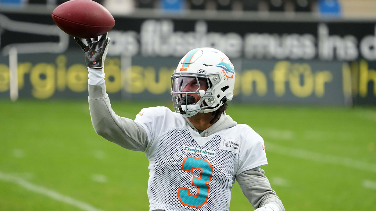 Miami Dolphins wide receiver Robbie Chosen (3) during practice at the PSD Bank Arena.