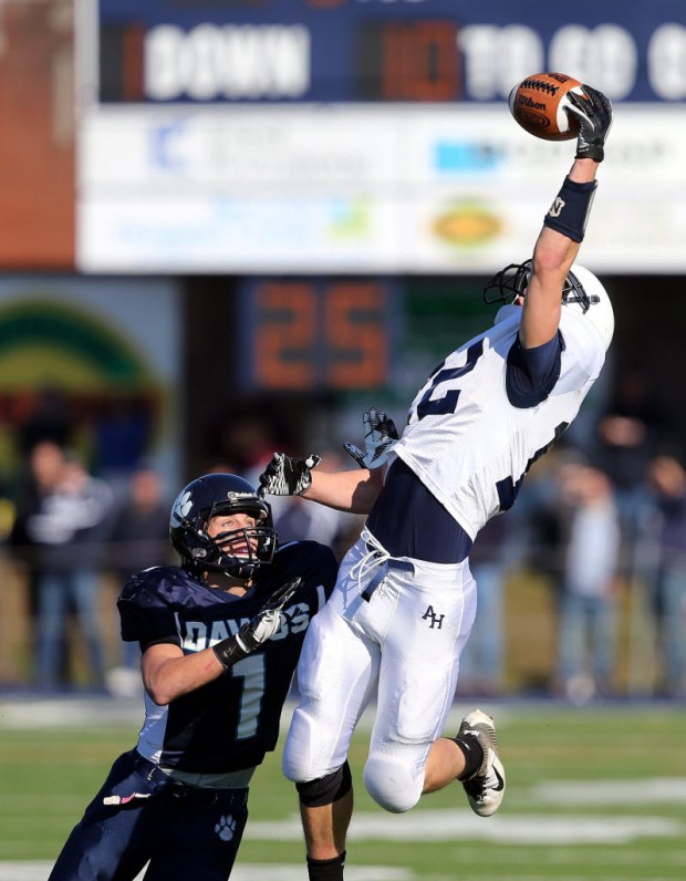 Abington Heights defensive back JC Show