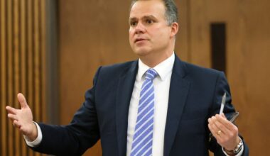 Cleveland argues old Modell Law still applies to Browns’ Brook Park move, new law ‘means nothing’