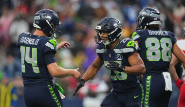 Seattle Seahawks Zach Charbonnet touchdown run Kansas City Chiefs preseason 2025...