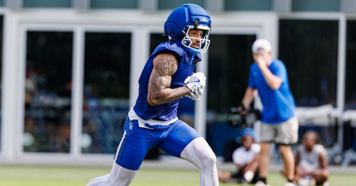 Collin Chandler and Denzel Aberdeen at a Kentucky Basketball summer practice - Photo by Chet White, UK Athletics