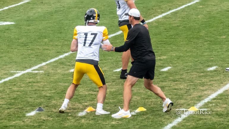 Skylar Thompson Steelers Raiders