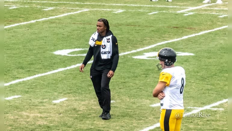 Calvin Austin III injury