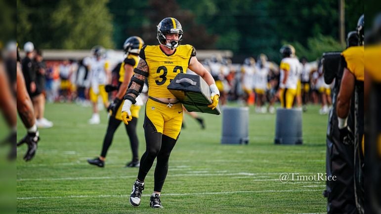 Fittipaldo Impressed By Jack Sawyer, Thinks He Can Become 'A Starter For This Team'