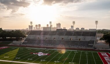 Meta Title: Farrington Field on Netflix’s Dallas Cowboys Series