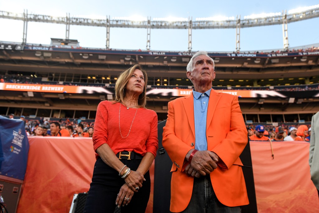 Mike Shanahan believes Sean Payton's Broncos are Super Bowl contenders