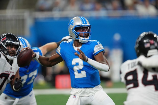 Detroit Lions quarterback Hendon Hooker (2) throws a pass against...