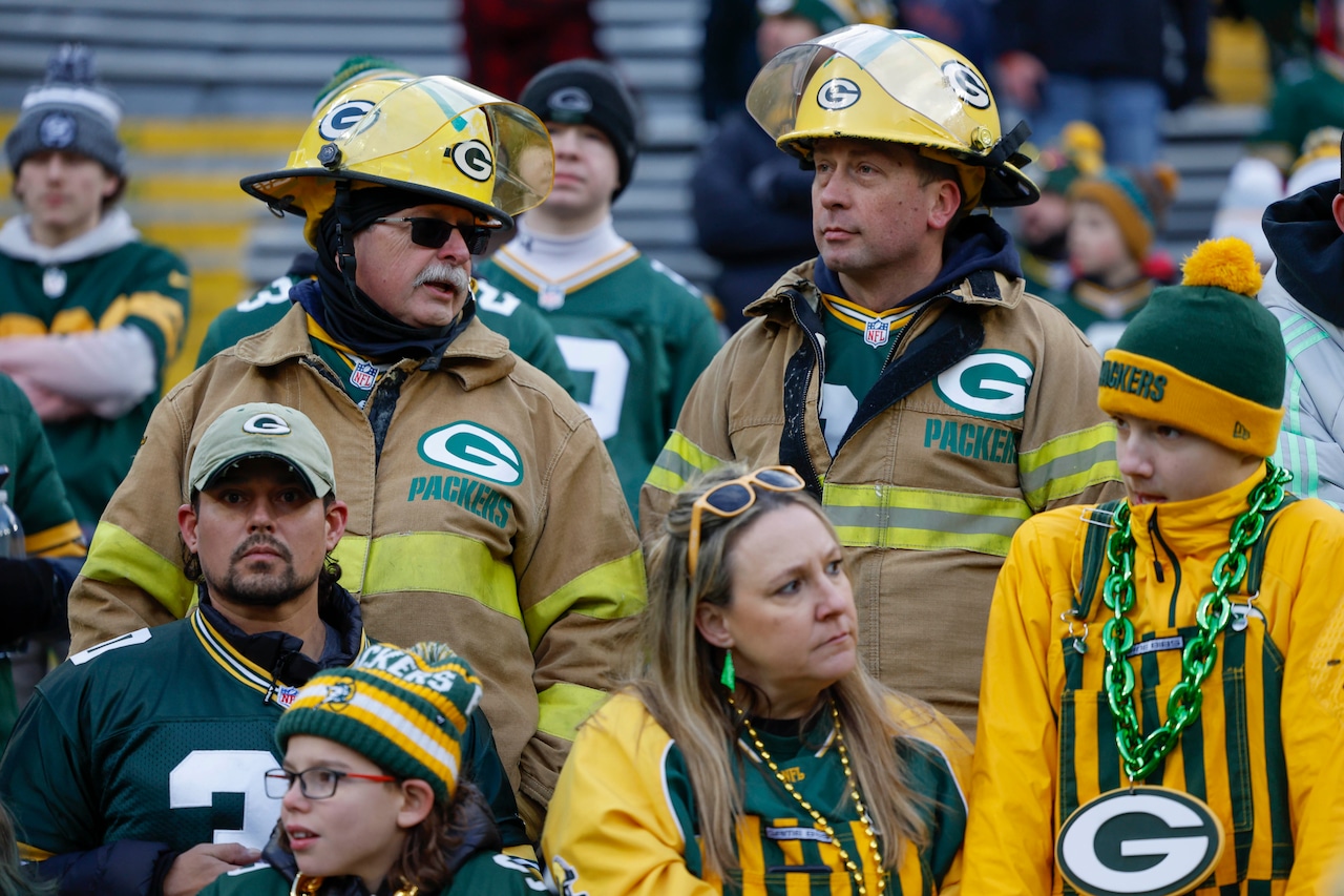 Watch Packers vs Jets NFL game streaming for free today; Channel, odds