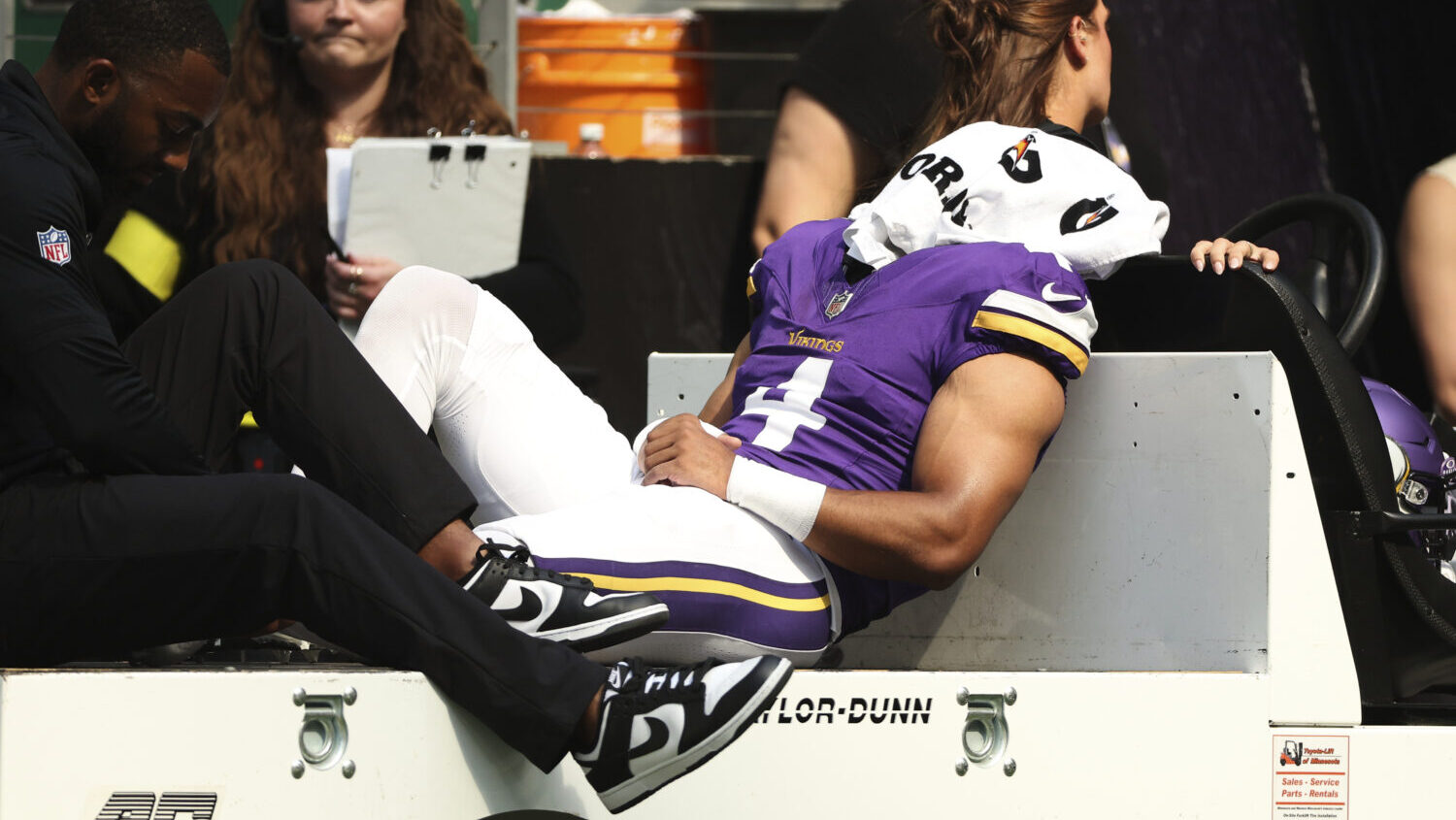 Minnesota Vikings wide receiver Rondale Moore, former Cardinals...