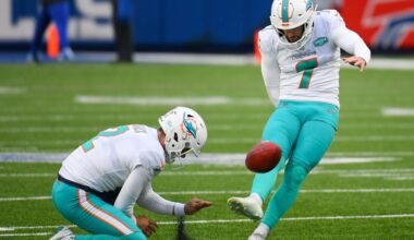 Dolphins K Jason Sanders, RB Jaylen Wright To Miss Time